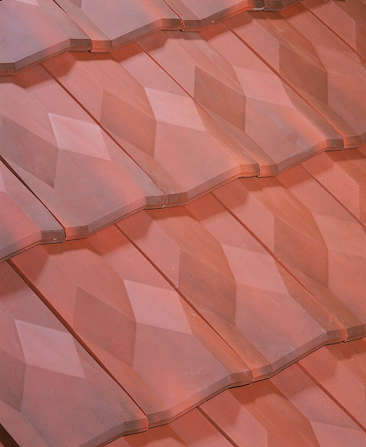 Diamant clay tiles in Argentique color