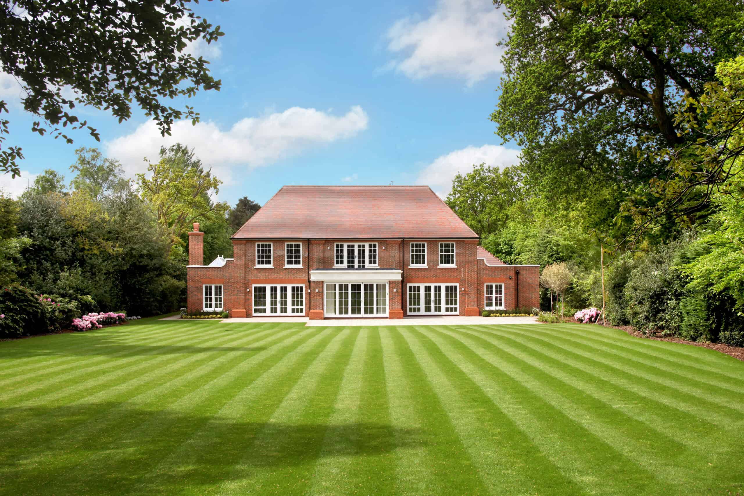Octagon Homes Property with Brown Antique Clay Roof Tiles