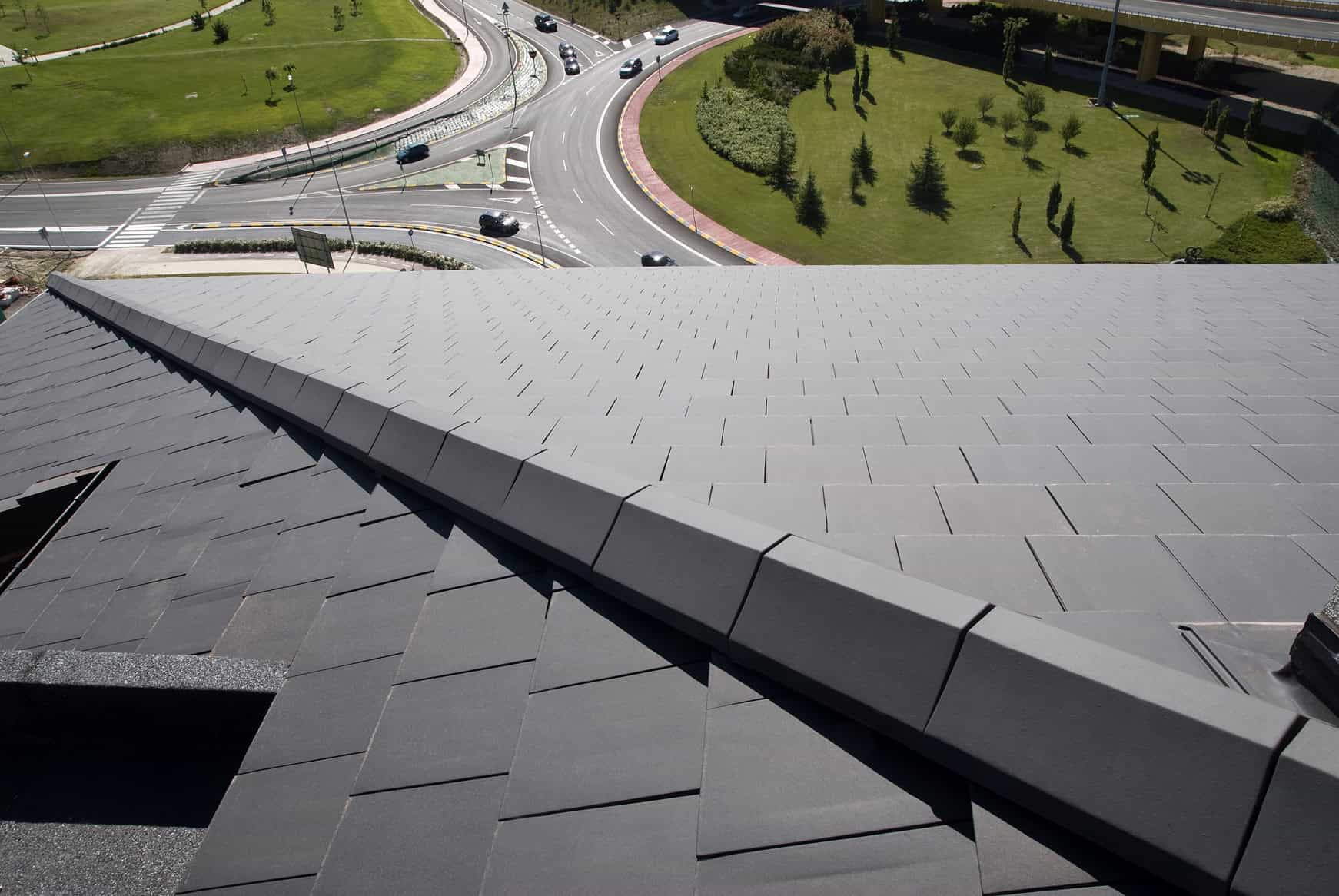 Plana Metallic Silver Grey Clay Roof Tiles – Close View