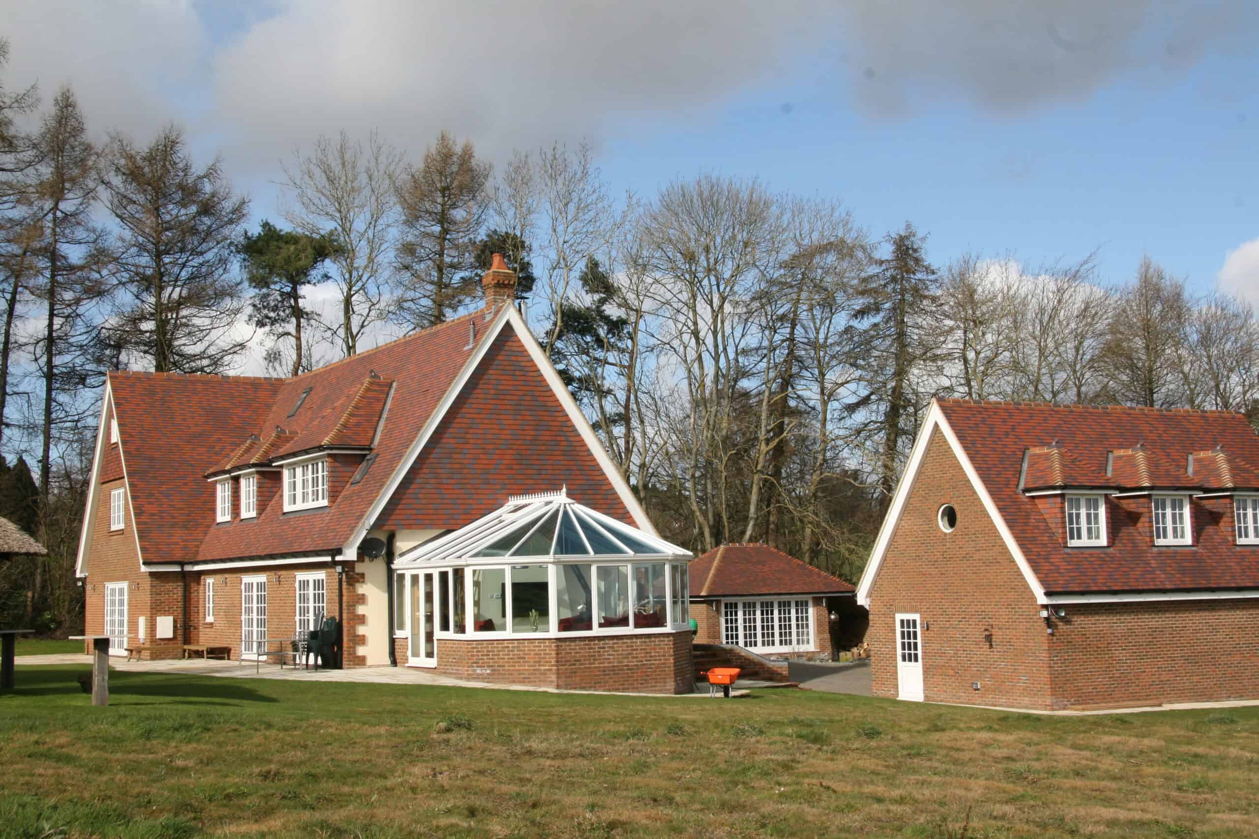 Woodpeckers Rear Elevation with Blue Brindle & Brown Antique Tiles