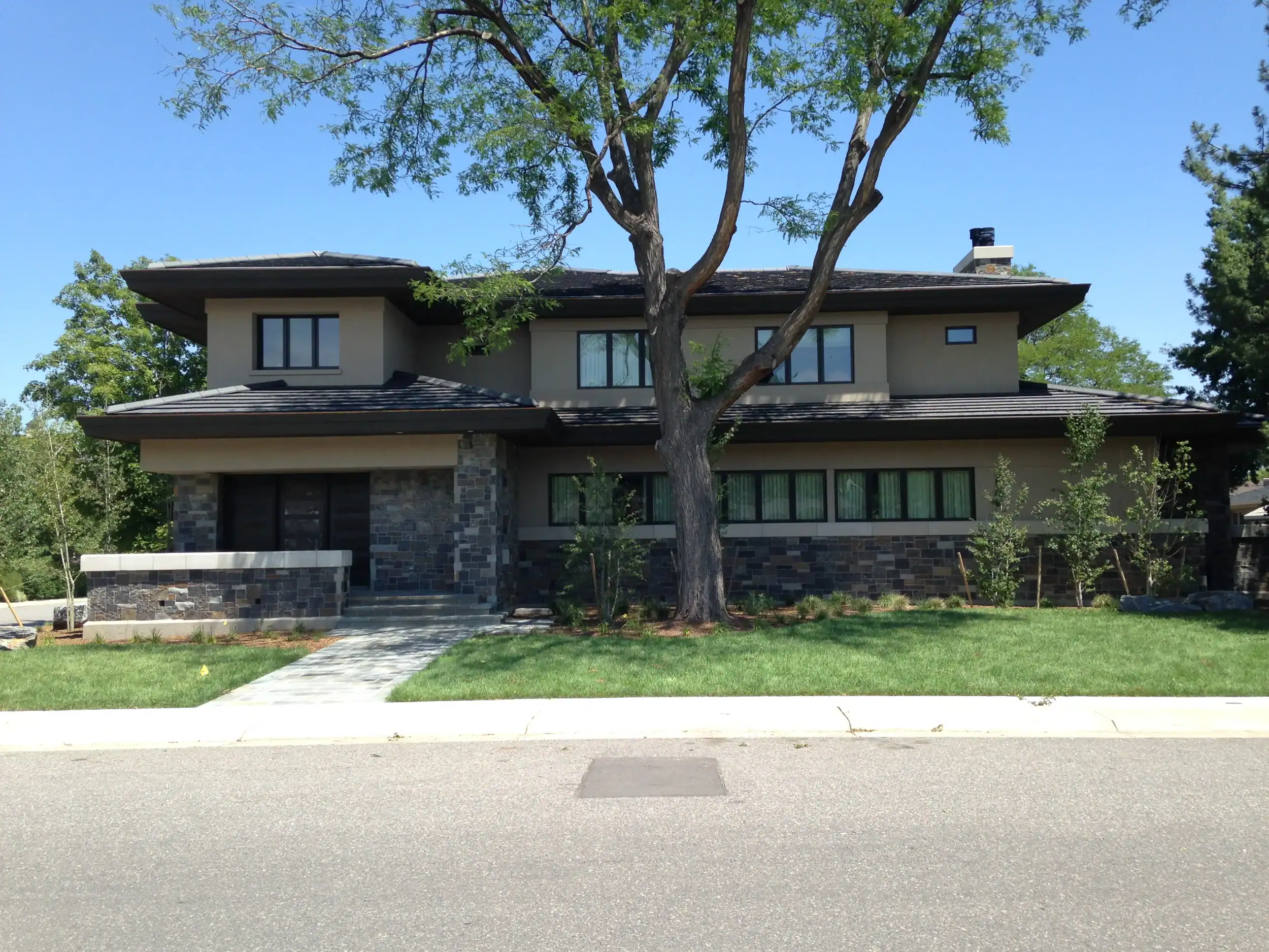 Modern Colorado Home with Flat Clay Roof Tiles