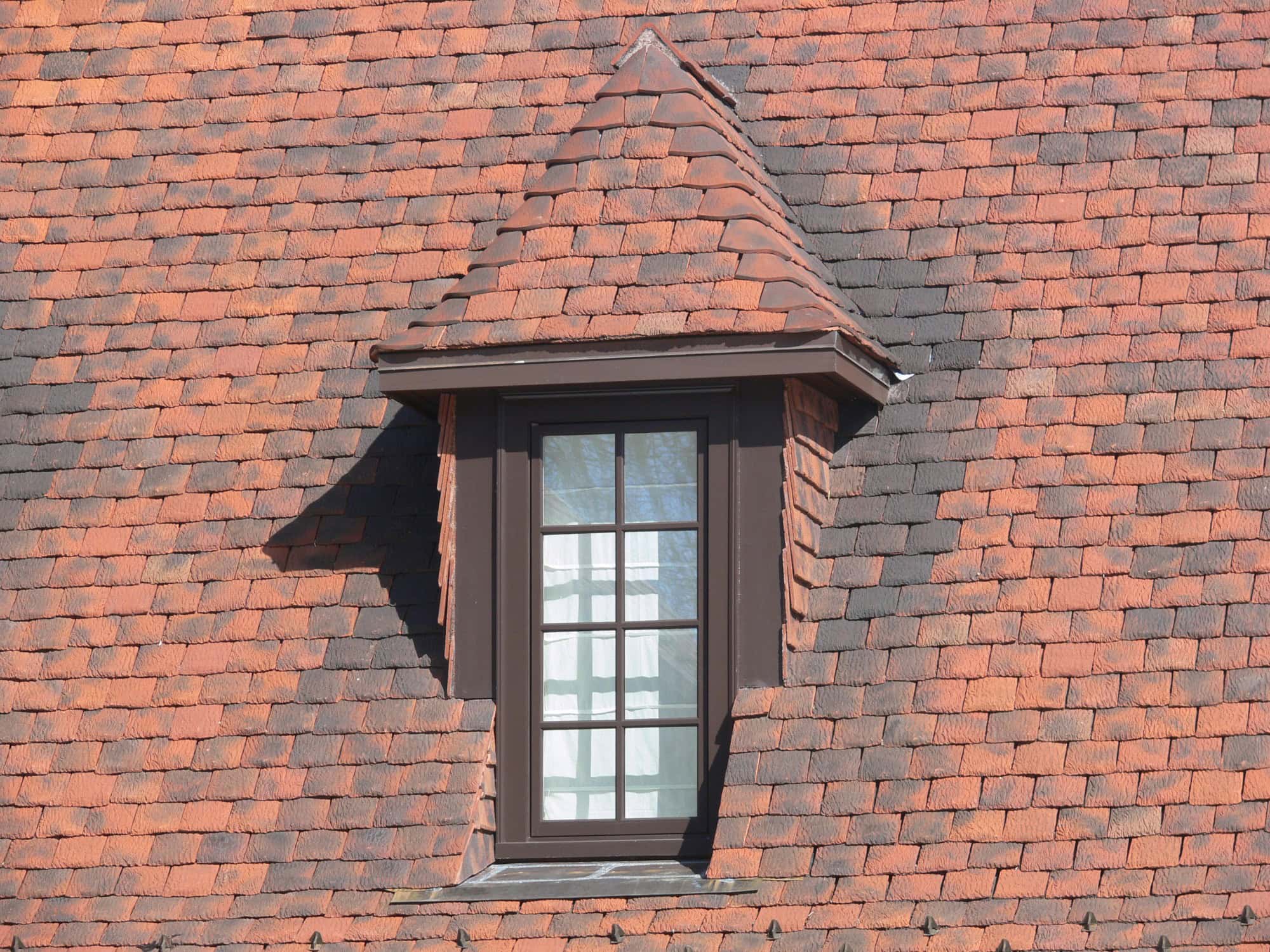 Aged Red Shingle Tile Detail – Wesley Hills, NY