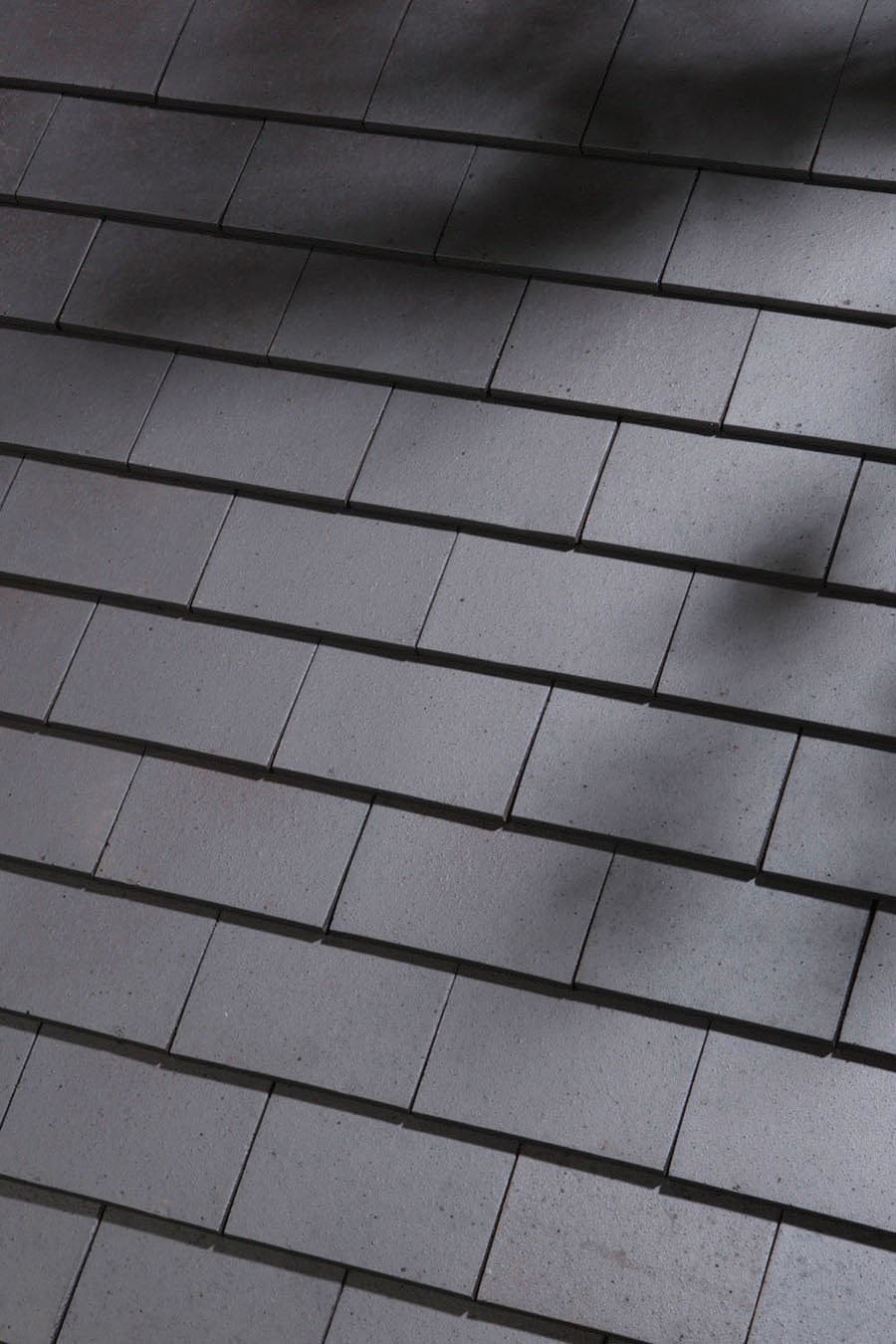 Staffordshire Blue Sandfaced shingle tiles